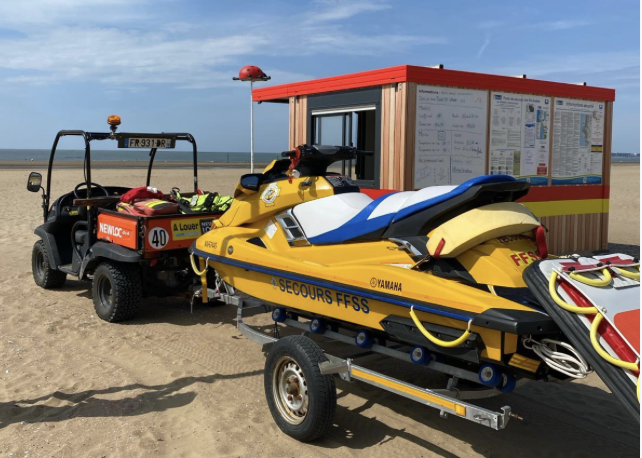 Illustration SSA Littoral + PES (option Pilotage d'Embarcation de Sauvetage)
